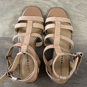 Women’s Lucky Brand Sandals.